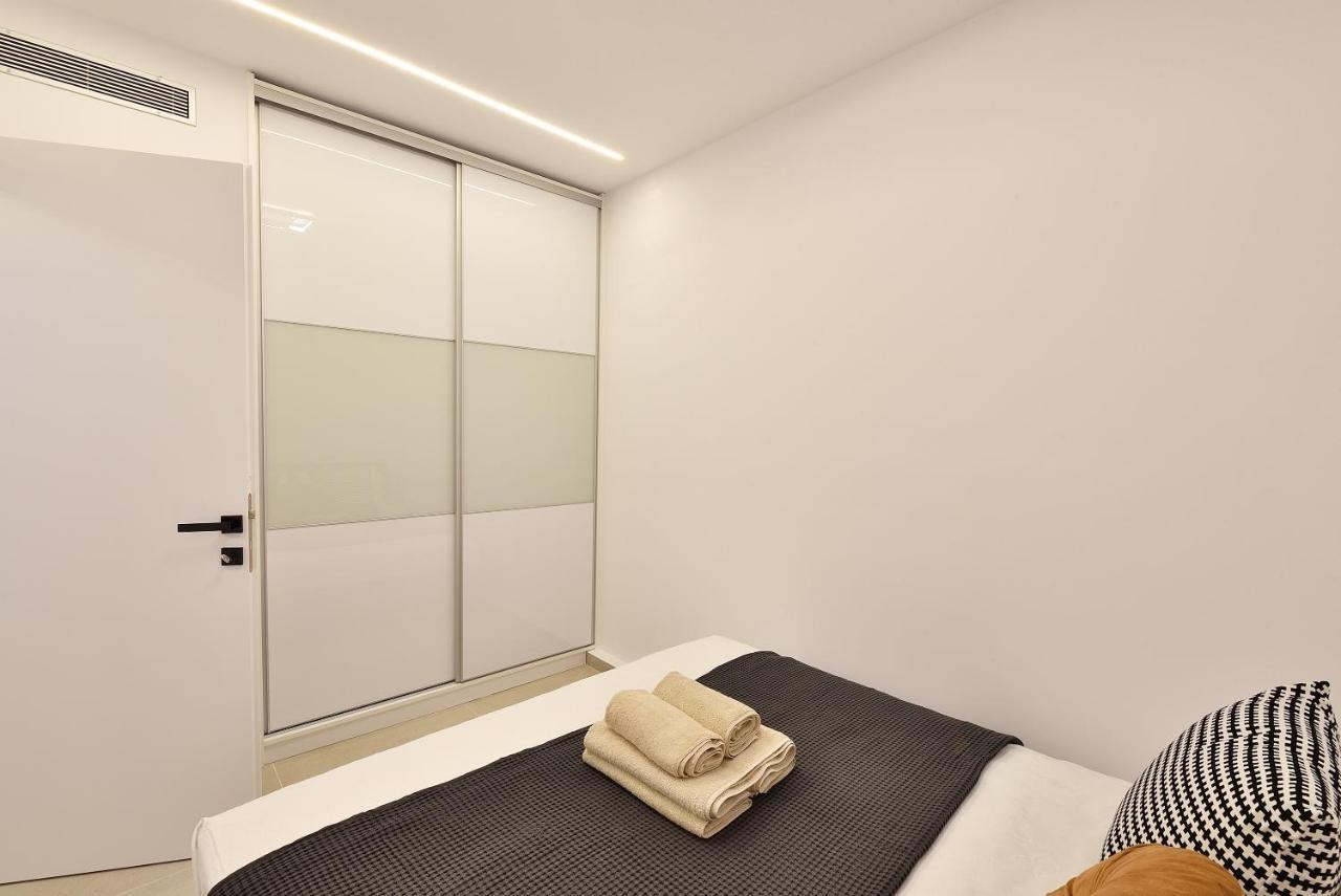 Phaedrus Living City Center Luxury Flat Skoufa Athen Exterior foto