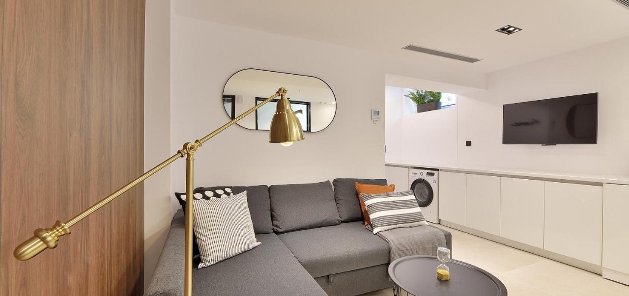 Phaedrus Living City Center Luxury Flat Skoufa Athen Exterior foto